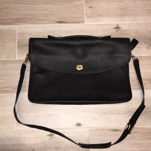 LARGE BLACK COACH SATCHEL